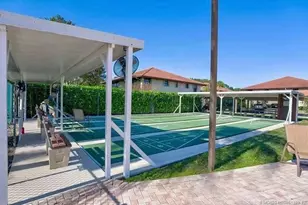 421 SW South River Dr, Stuart, FL 34997 - Photo 18