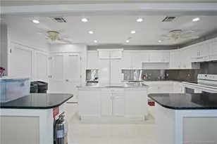 1800 SE St Lucie Blvd SE, Stuart, FL 34996 - Photo 32