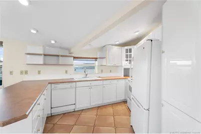 1084 Nettles Boulevard, Jensen Beach, FL 34957 - Photo 30