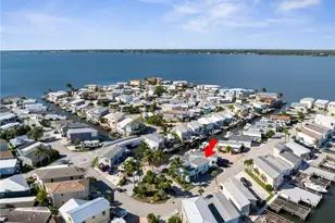 1084 Nettles Blvd, Jensen Beach, FL 34957 - Photo 4