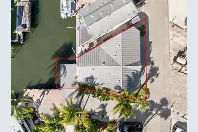 1084 Nettles Boulevard, Jensen Beach, FL 34957 - Photo 8