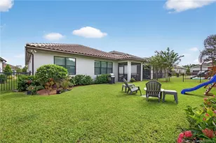516 SE Villandry Way, Port Saint Lucie, FL 34984 - Photo 42
