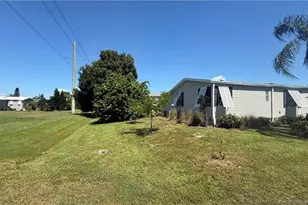 7102 SE Yellowood Ln, Stuart, FL 34994 - Photo 34
