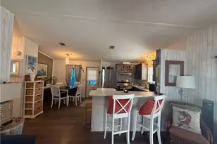 7102 SE Yellowood Ln, Stuart, FL 34994 - Photo 6