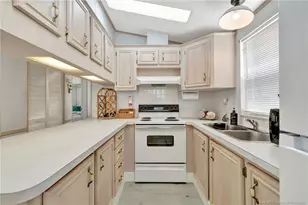 10725 S Ocean Dr, Jensen Beach, FL 34957 - Photo 6