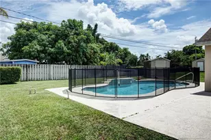 1891 SW Idaho Ln, Port Saint Lucie, FL 34953 - Photo 28