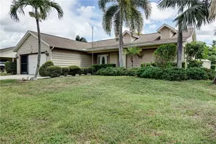 1891 SW Idaho Ln, Port Saint Lucie, FL 34953 - Photo 2