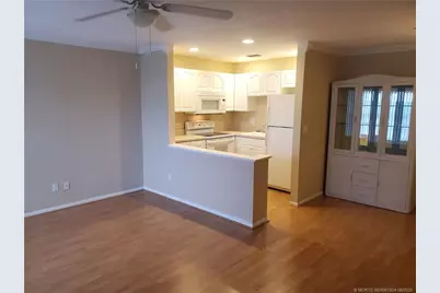 2929 SE Ocean Boulevard #128-7, Stuart, FL 34996 - Photo 2