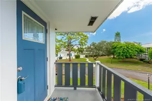 2929 SE Ocean Blvd, Stuart, FL 34996 - Photo 4