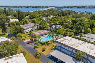 2950 SE Ocean Blvd, Stuart, FL 34996 - Photo 20