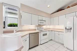 2201 NW Seagrass Dr, Palm City, FL 34990 - Photo 8