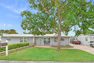 159 SE Sailfish Ln, Stuart, FL 34996 - Photo 1