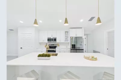 8666 100th Avenue, Vero Beach, FL 32967 - Photo 14