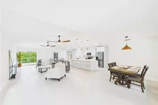 8575 100th Ave, Vero Beach, FL 32967 - Photo 4