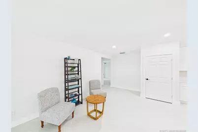 8575 100th Avenue, Vero Beach, FL 32967 - Photo 12