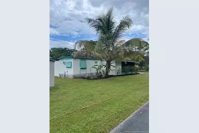 5400 SE Jack Avenue #N20, Stuart, FL 34997 - Photo 4