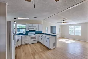 4718 SE Balsawood Terrace, Stuart, FL 34997 - Photo 4
