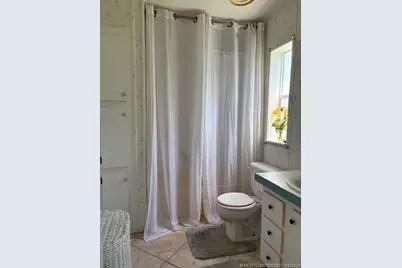 7061 SE Birchwood Lane, Stuart, FL 34997 - Photo 12