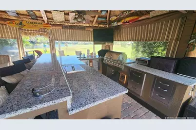 467 NW Sandtrap Lane, Port Saint Lucie, FL 34986 - Photo 8