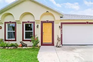 432 NW Raymond Ln, Port Saint Lucie, FL 34983 - Photo 2
