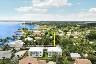 1023 NE Orange Ave, Jensen Beach, FL 34957 - Photo 10
