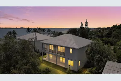 1023 NE Orange Avenue, Jensen Beach, FL 34957 - Photo 4