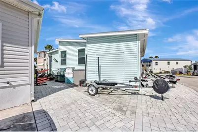 511 Nettles Boulevard, Jensen Beach, FL 34957 - Photo 40