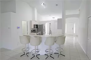 2077 SE Camden St, Port Saint Lucie, FL 34952 - Photo 10