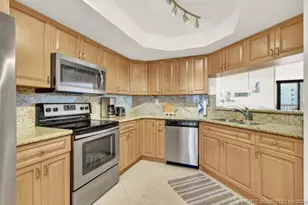 9550 S Ocean Dr, Jensen Beach, FL 34957 - Photo 20