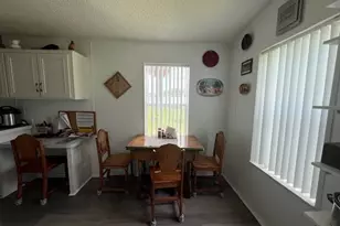 4221 72nd St N, West Palm Beach, FL 33404 - Photo 20