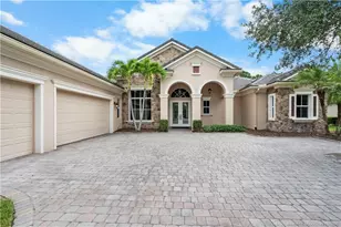 5680 SW Pomegranate Way, Palm City, FL 34990 - Photo 2