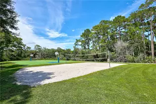 548 NE Canoe Park Cir, Port Saint Lucie, FL 34983 - Photo 58