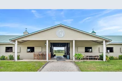 13700 SW Groveside Drive, Stuart, FL 34956 - Photo 8