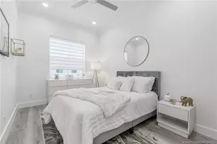 4674 SE Manatee Way, Stuart, FL 34997 - Photo 10