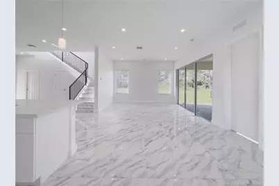 149 SE Cortile Arno, Port Saint Lucie, FL 34952 - Photo 4