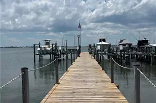 3792 NE Ocean Blvd, Jensen Beach, FL 34957 - Photo 4