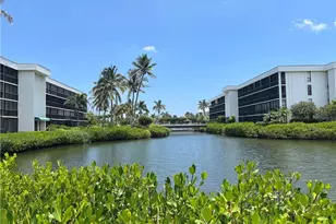 3792 NE Ocean Blvd, Jensen Beach, FL 34957 - Photo 2