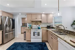 1306 SW Cottonwood Cove, Port Saint Lucie, FL 34986 - Photo 8