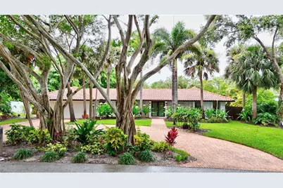 4 Copaire Road, Sewalls Point, FL 34996 - Photo 2