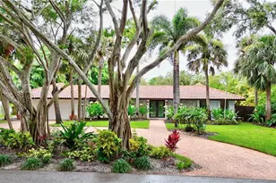 4 Copaire Rd, Sewalls Point, FL 34996 - Photo 2