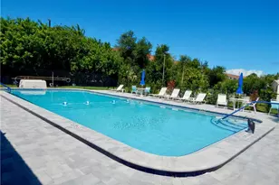2950 SE Ocean Blvd, Stuart, FL 34996 - Photo 32