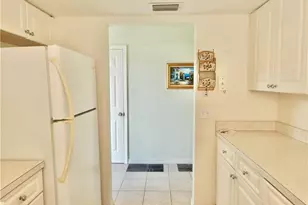 2950 SE Ocean Blvd, Stuart, FL 34996 - Photo 6