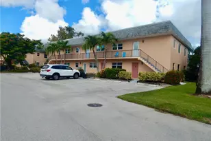 2950 SE Ocean Blvd, Stuart, FL 34996 - Photo 2