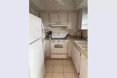 2929 SE Ocean Boulevard #8, Stuart, FL 34996 - Photo 8