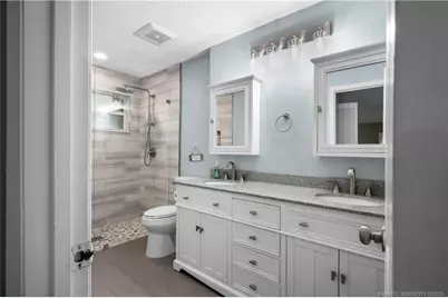 434 NE Acacia Place, Jensen Beach, FL 34957 - Photo 40