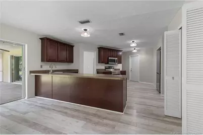 434 NE Acacia Place, Jensen Beach, FL 34957 - Photo 14