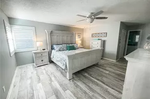 434 NE Acacia Pl, Jensen Beach, FL 34957 - Photo 26