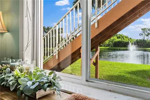 212 SE Village Dr, Port Saint Lucie, FL 34952 - Photo 10