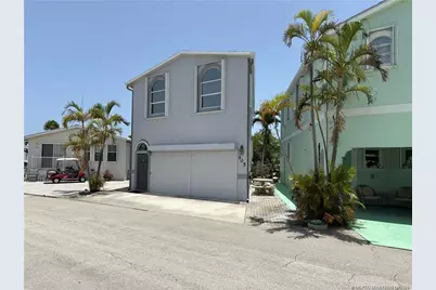 905 Nettles Boulevard, Jensen Beach, FL 34957 - Photo 2