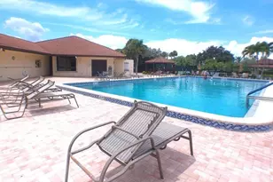 421 SW South River Dr, Stuart, FL 34997 - Photo 36